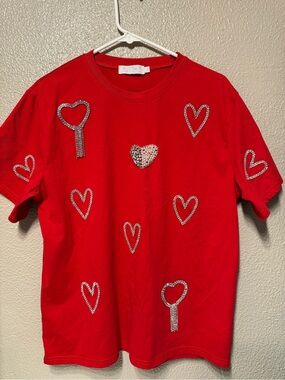 Embellished Red Short Sleeve Tee with Rhinestone Hearts